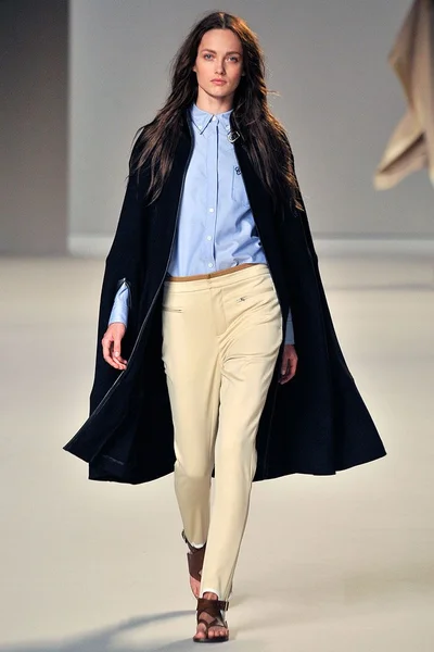 Look 8